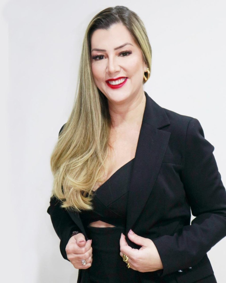 Dra. Camila Pinheiro
